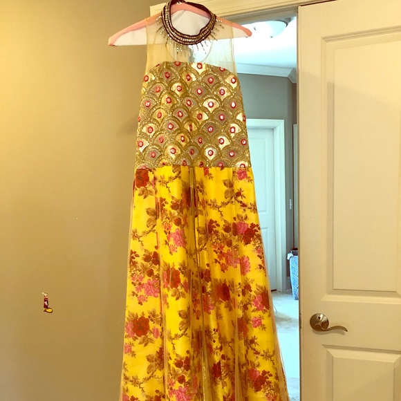 indian maxi dresses for weddings